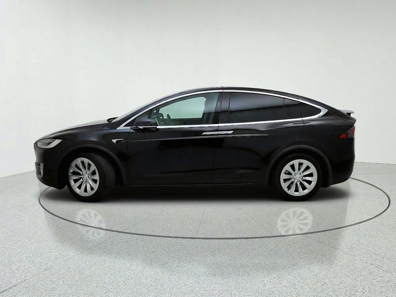 Used 2018 Tesla Model X 100D AWD/4WD image 14