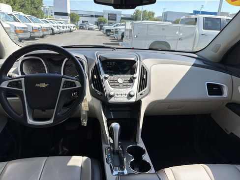 Used 2011 Chevrolet Equinox LTZ AWD/4WD image 30