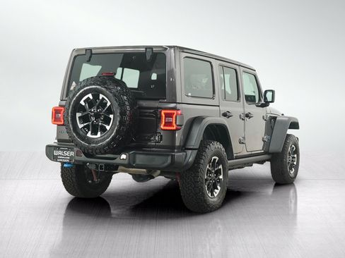 Used 2025 Jeep Wrangler Unlimited Rubicon 4xe w/ Convenience Group AWD/4WD image 5