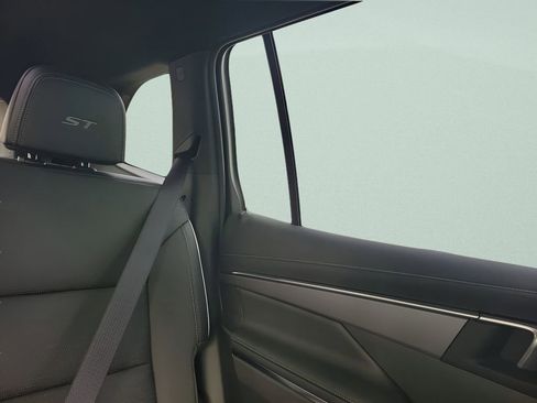 New 2026 Buick Enclave Sport Touring w/ Power Package FWD image 14