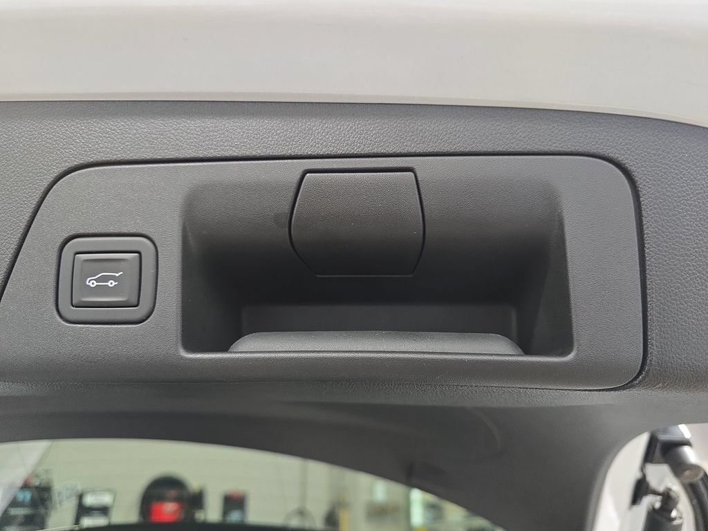 Used 2023 Buick Envision Preferred AWD/4WD image 13