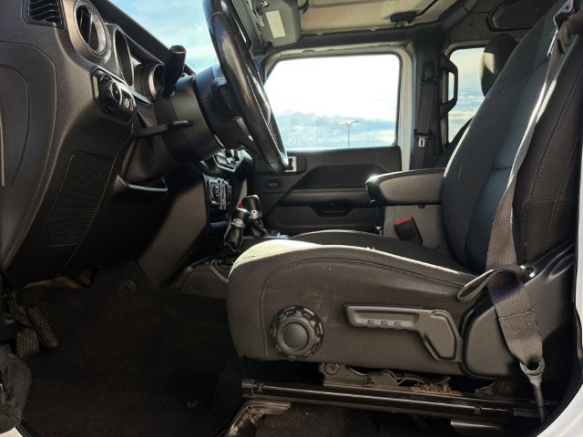 Used 2019 Jeep Wrangler Unlimited Sahara w/ Safety Group AWD/4WD image 14