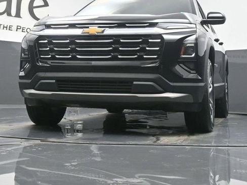 Used 2025 Chevrolet Equinox LT image 56