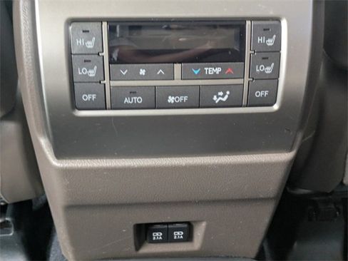 Used 2020 Lexus GX 460 Premium image 15