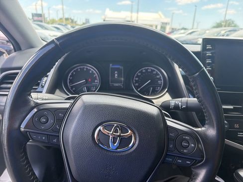 Used 2021 Toyota Camry SE FWD image 8