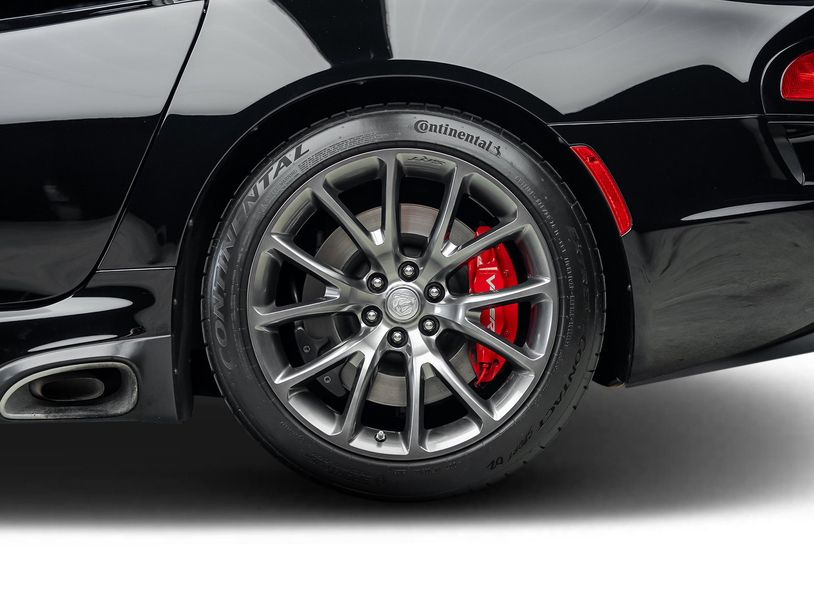 Used 2013 SRT Viper GTS w/ GTS Laguna Interior Pkg RWD image 21