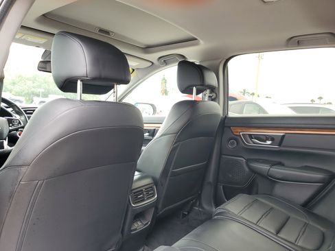 Used 2020 Honda CR-V Touring image 10