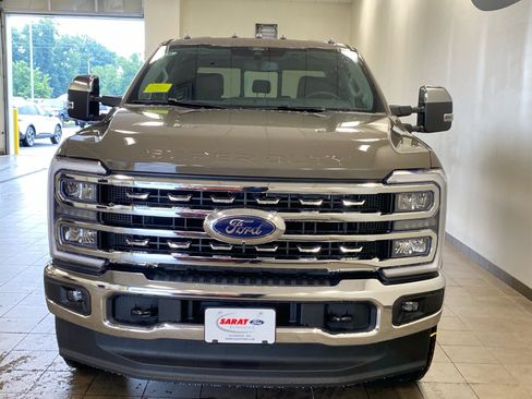New 2026 Ford F250 Lariat w/ Chrome Package AWD/4WD image 3