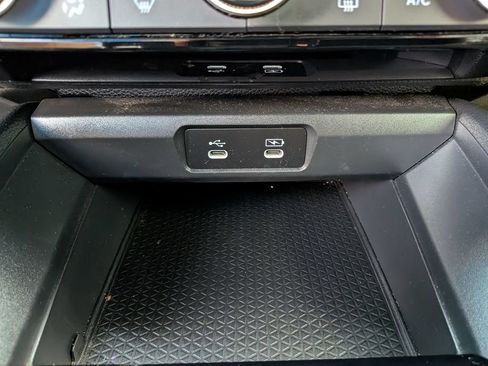 Used 2024 Honda Accord Sport image 32