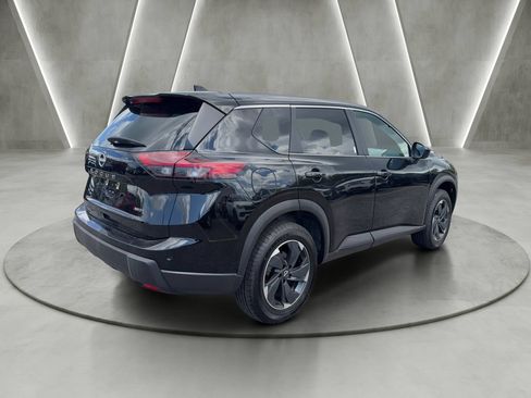 Used 2025 Nissan Rogue SV AWD/4WD image 7
