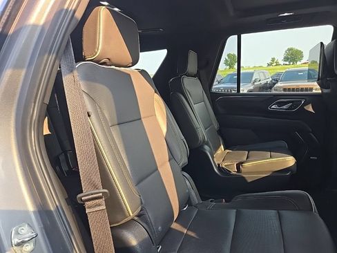 Used 2021 GMC Yukon SLT w/ SLT Premium Package AWD/4WD image 85