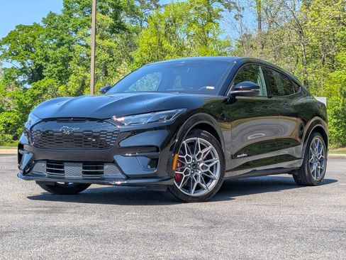 Used 2025 Ford Mustang Mach-E GT image 4