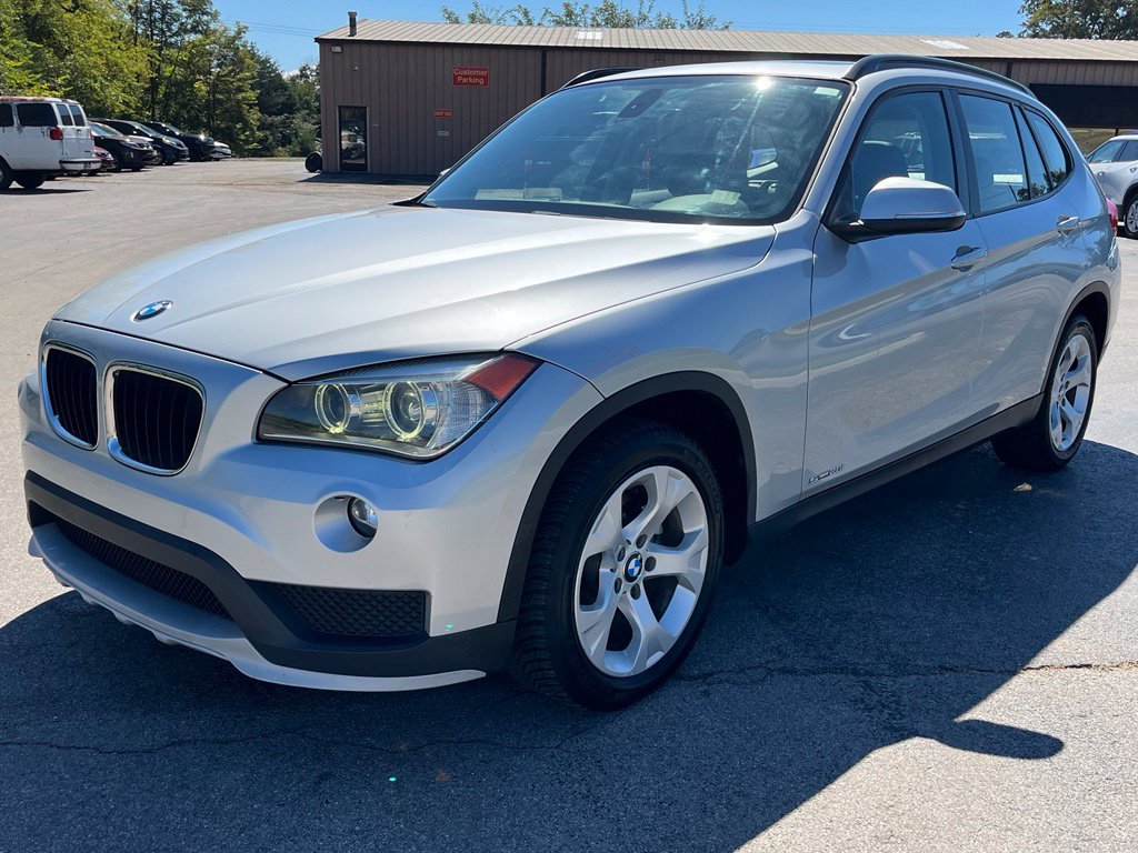 Used 2015 BMW X1 sDrive28i RWD image 5