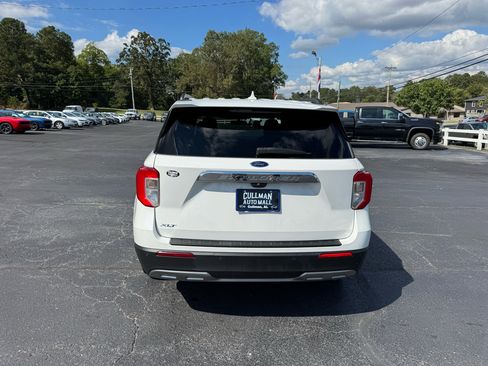 Used 2020 Ford Explorer XLT w/ Equipment Group 202A image 7