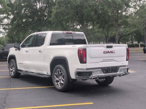 New 2026 GMC Sierra 1500 SLT w/ SLT Premium Plus Package AWD/4WD image 3