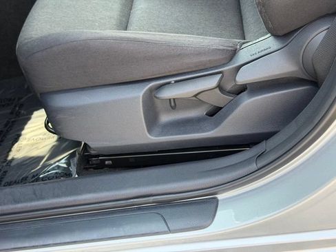 Used 2025 Toyota Camry LE FWD image 18