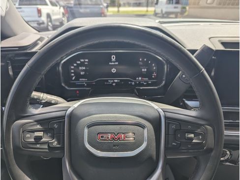 Used 2024 GMC Sierra 1500 Elevation AWD/4WD image 12