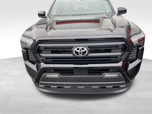 New 2026 Toyota Tacoma SR5 image 13