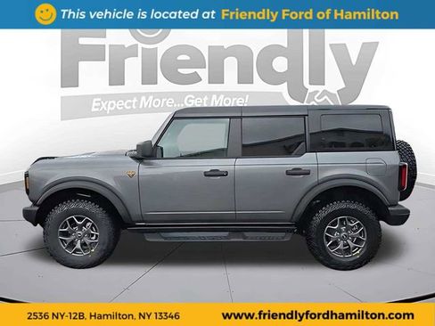 Used 2025 Ford Bronco Badlands AWD/4WD image 15