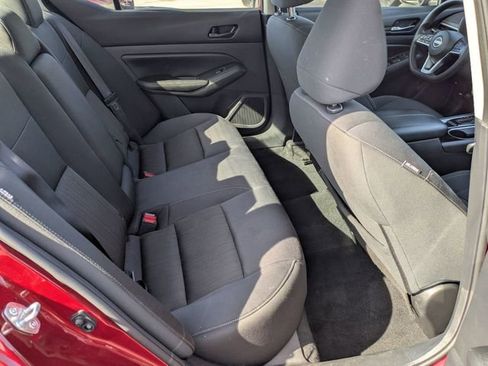 Used 2024 Nissan Altima 2.5 SV FWD image 24