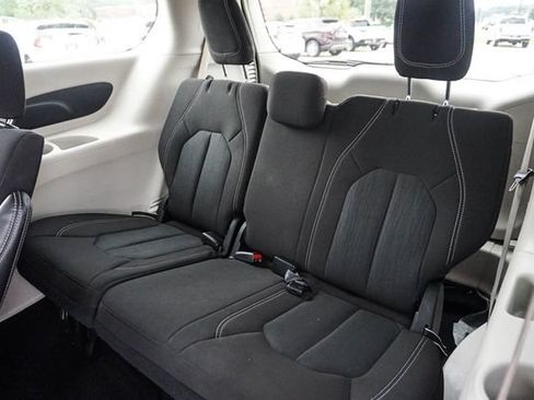 Used 2023 Chrysler Voyager LX FWD image 14
