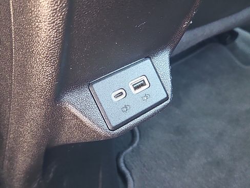 Used 2023 Chevrolet Bolt LT w/ Infotainment Package FWD image 14