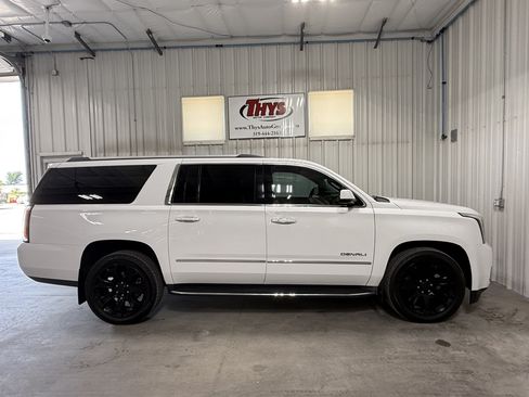 Used 2016 GMC Yukon XL Denali w/ Open Road Package AWD/4WD image 2