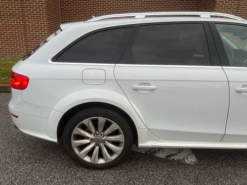 Used 2016 Audi A4 Premium Plus w/ Technology Package image 14