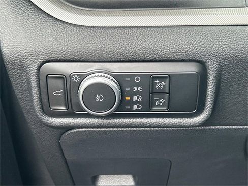 Used 2023 Ford Explorer XLT w/ Equipment Group 202A image 37