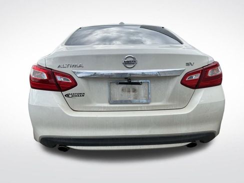Used 2016 Nissan Altima 2.5 SV image 5