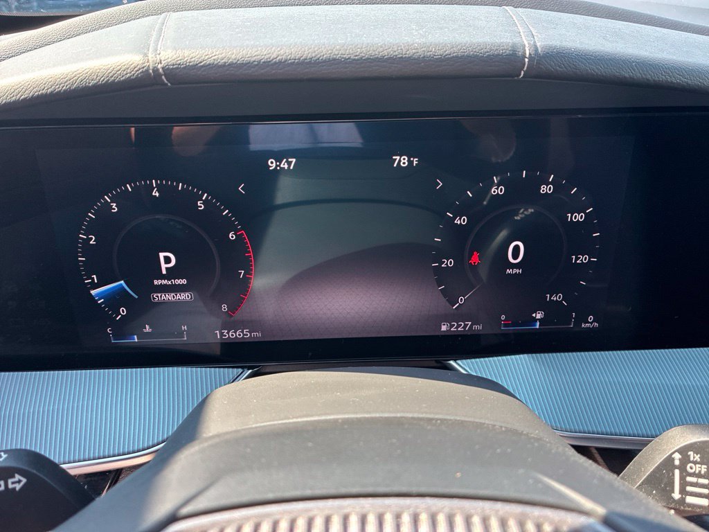 Certified 2025 Nissan Murano SL w/ Cargo Package AWD/4WD image 17