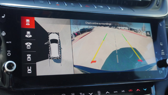 New 2026 Jeep Grand Cherokee Limited w/ Luxury Tech Group II RWD image 24