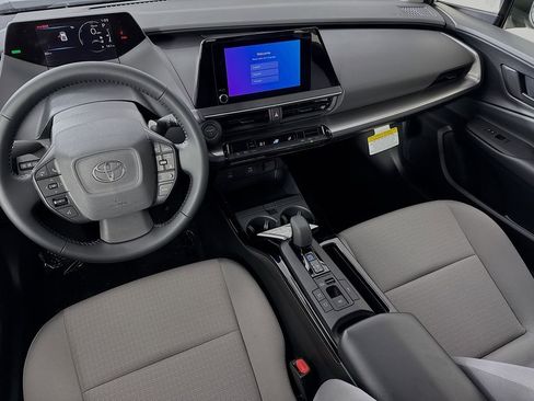 New 2026 Toyota Prius LE image 24