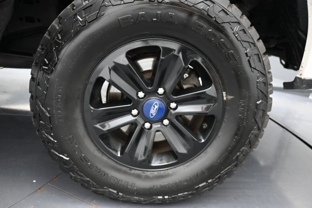 Used 2016 Ford F150 XL w/ Equipment Group 101A Mid AWD/4WD image 32