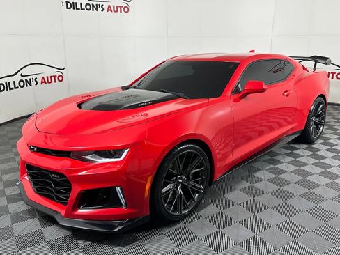 Used 2018 Chevrolet Camaro ZL1 RWD image 2