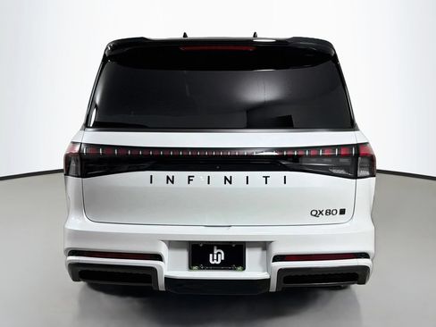 Used 2025 INFINITI QX80 Autograph AWD/4WD image 6