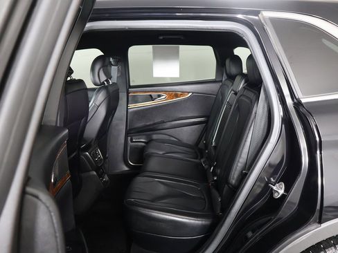 Used 2017 Lincoln MKX Select w/ Select Plus Package image 29