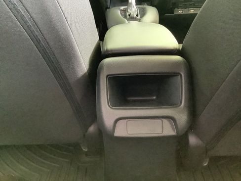 Used 2023 Honda HR-V LX image 18