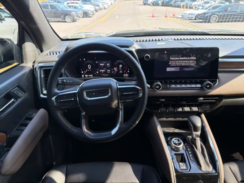 Used 2023 GMC Canyon Denali AWD/4WD image 5