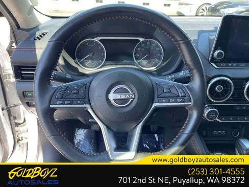 Used 2024 Nissan Sentra SR w/ SR Premium Package FWD image 16