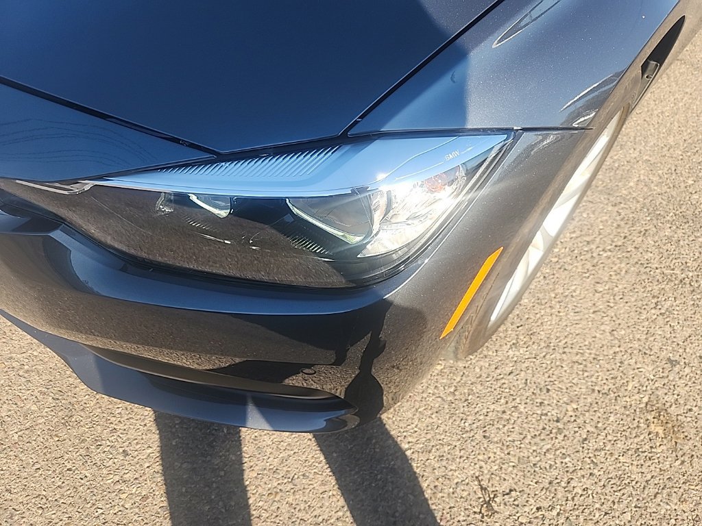 Used 2016 BMW 320i Sedan RWD image 8