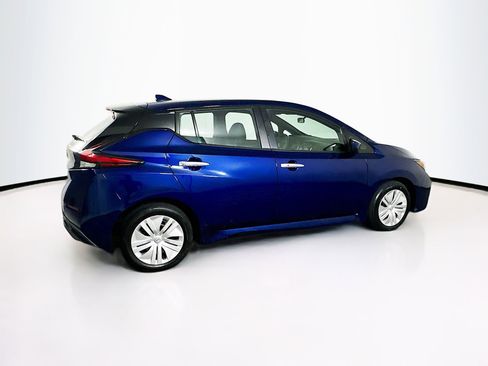 Used 2025 Nissan Leaf S image 10