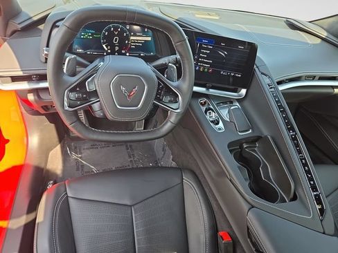 Used 2023 Chevrolet Corvette Stingray Premium Conv w/ Z51 Performance Package RWD image 10
