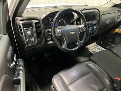 Used 2018 Chevrolet Silverado 1500 LTZ image 2