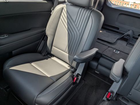 Certified 2026 Hyundai Palisade SEL AWD/4WD image 12