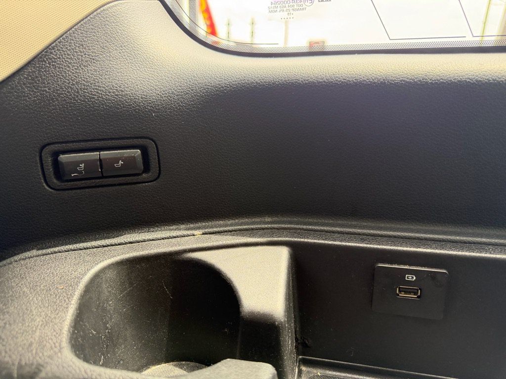 Used 2019 Ford Expedition Platinum AWD/4WD image 25