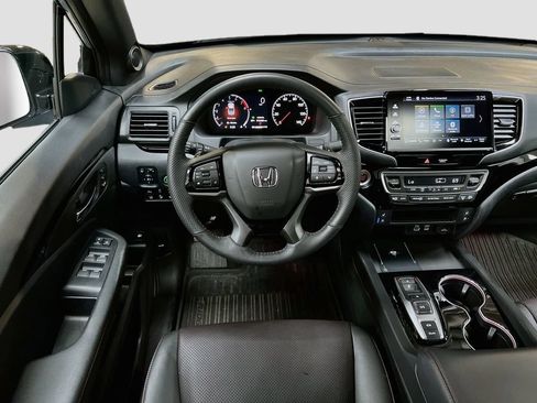 Used 2024 Honda Ridgeline Black Edition image 25