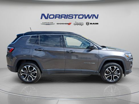 Certified 2023 Jeep Compass Limited AWD/4WD image 7