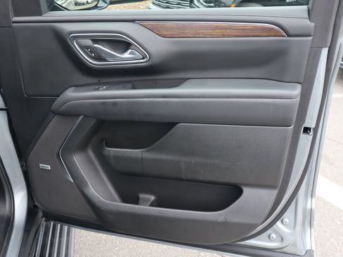 Certified 2024 Chevrolet Suburban High Country image 40