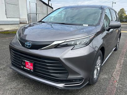 Certified 2024 Toyota Sienna LE